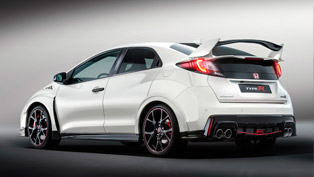 Honda fans Celebrate Civic Type R at Nürburgring [VIDEO]