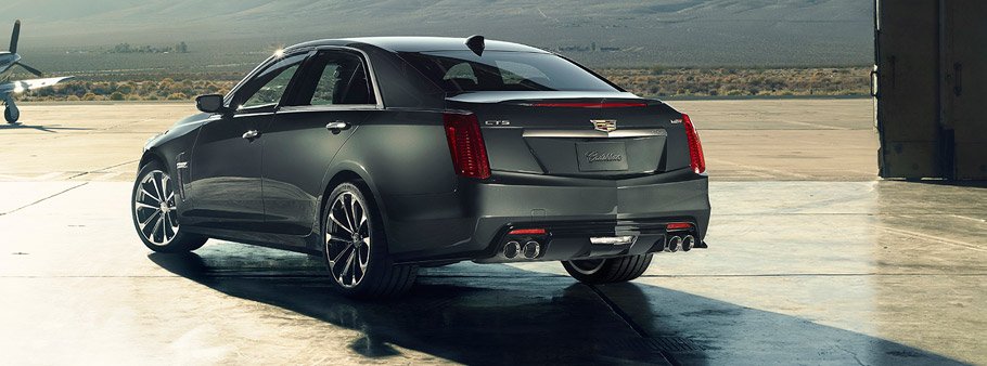 2016-Cadillac-CTS-V--10