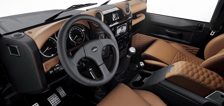 Startech Land Rover Defender SIXTY8 Interior 