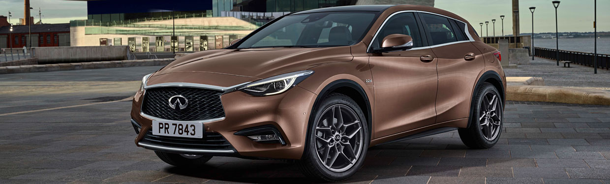 Infiniti Q30 Premium Active Compact