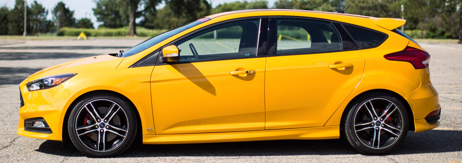 2015 Ford Focus ST with Ford Performance Mountune Kit Side View