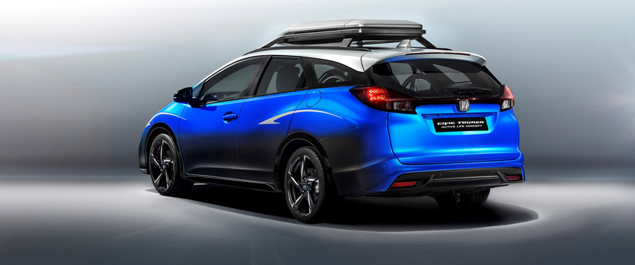 Honda Civic Tourer Active Life Concept Rear and Side View