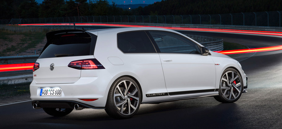 Volkswagen Golf GTI Clubsport Rear and Side View