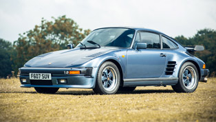 porsche 930 flatnose looks around for its new owner