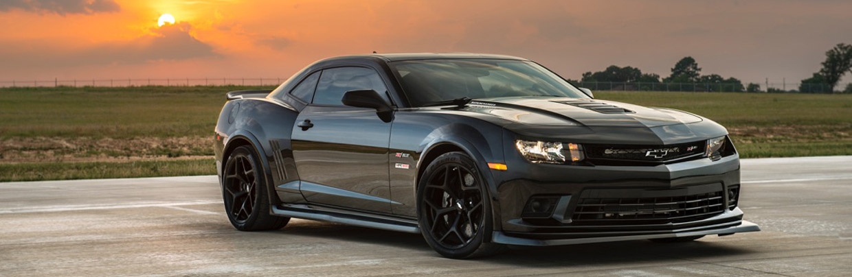 Chevrolet Camaro Z/28 HPE 650 Front and Side View