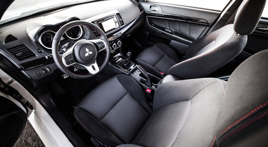 2015 Mitsubishi Lancer Evolution Final Edition Interior 