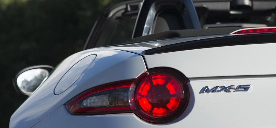 Mazda MX-5 Sport Recaro Limited Edition Rear View