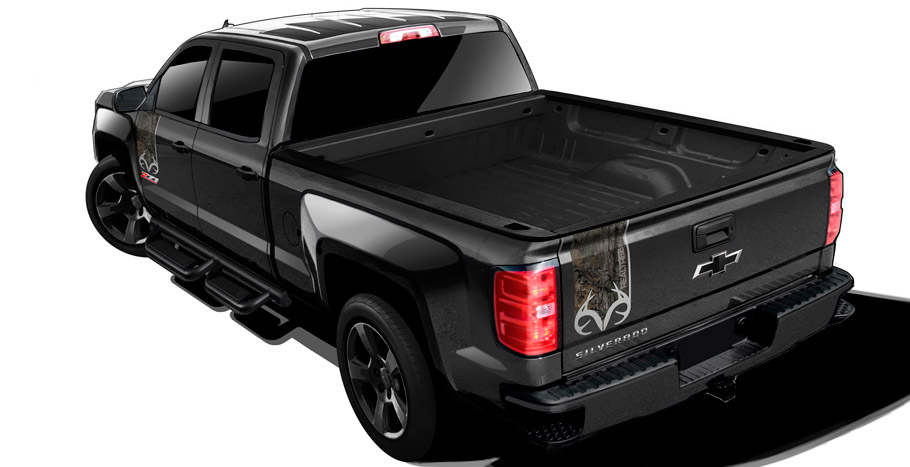 2016 Chevrolet Silverado Realtree Edition Rear View