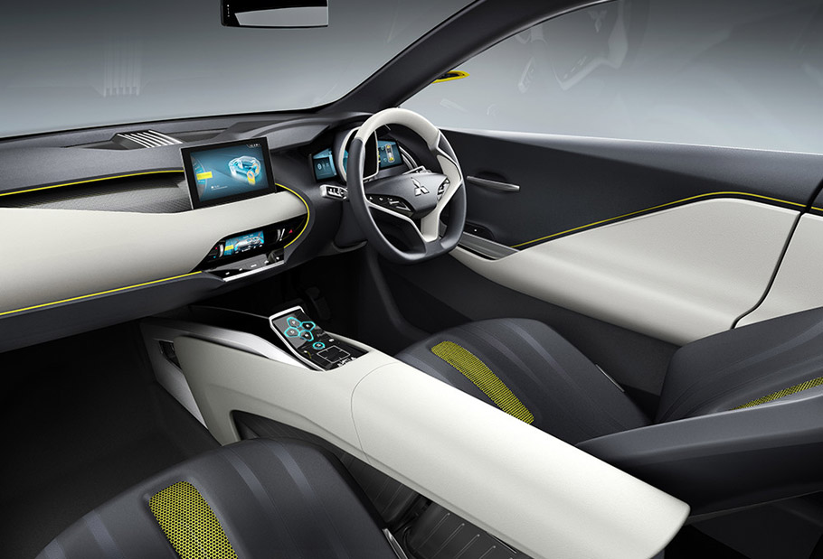 Mitsubishi eX Concept Interior