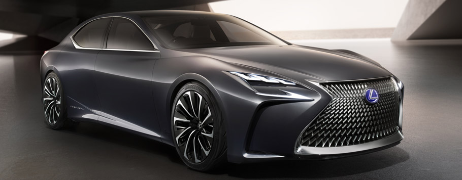 Lexus LF-FC Concept Side View