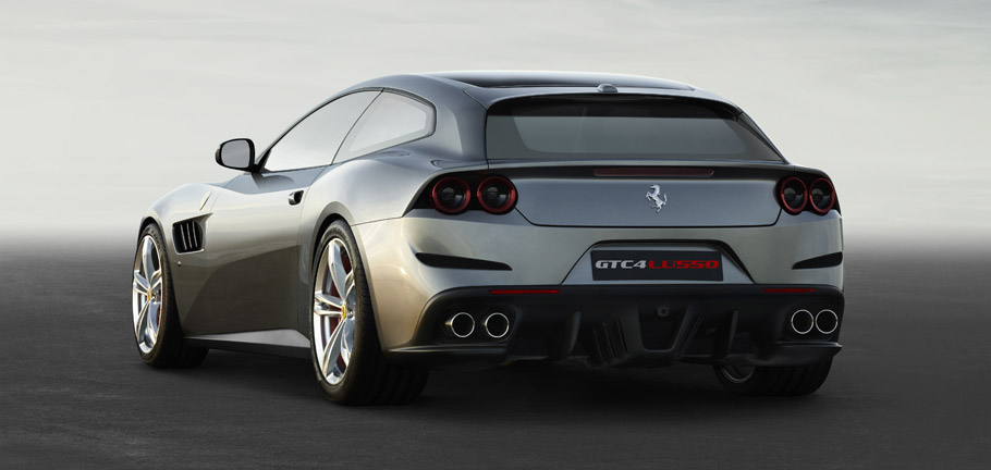 2016 Ferrari GTC4Lusso