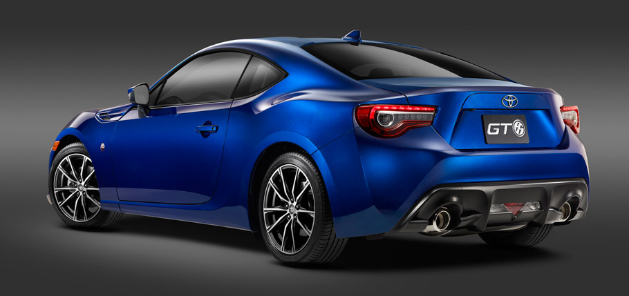 2017 Toyota GT86 Rear View