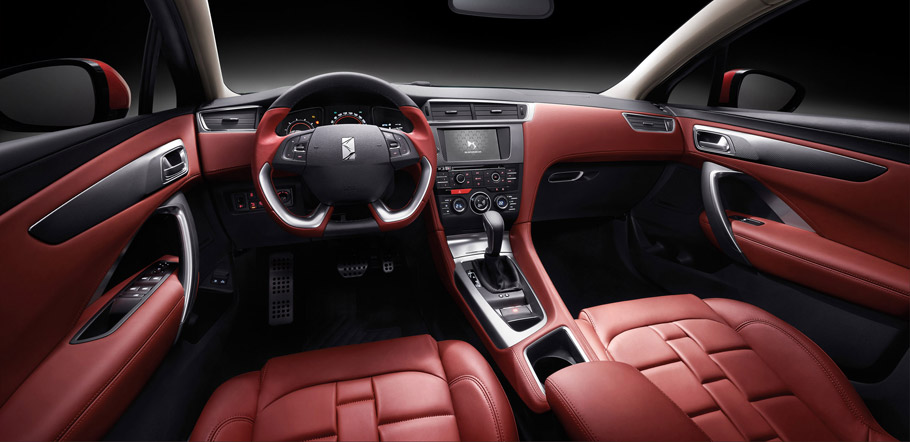 DS 4S interior 