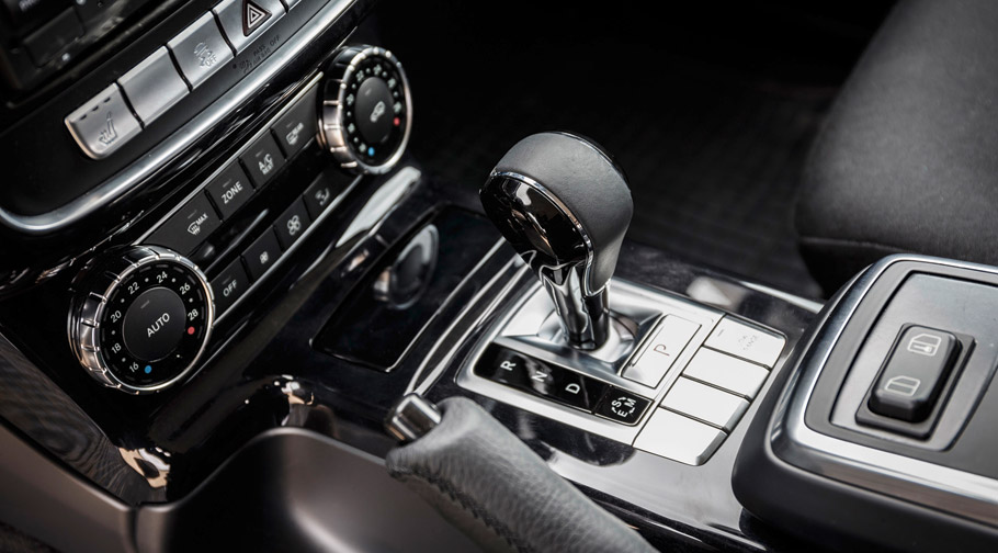 2016 Mercedes-Benz G350 d Professional  interior 