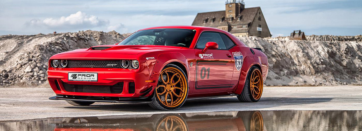 Prior-Design Dodge Challenger Hellcat front and side view