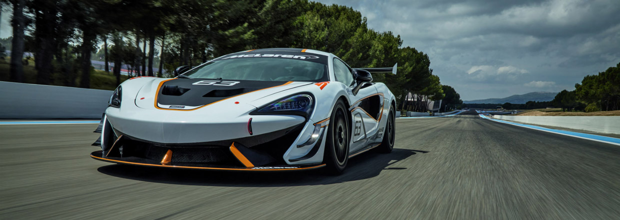 McLaren 570S Sprint front view