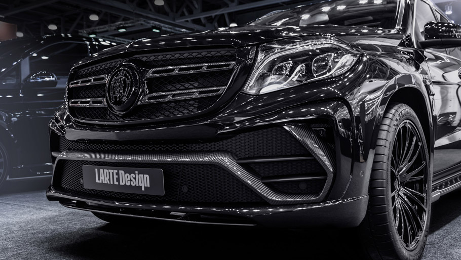 2016 LARTE Design Mercedes-Benz GLS Black Crystal front view