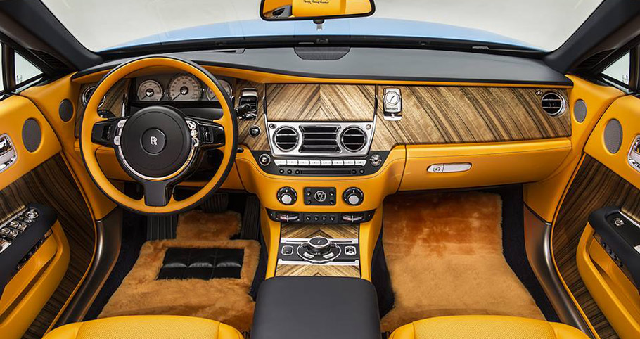 Rolls-Royce Dawn Cabriolet in Bespoke Blue interior