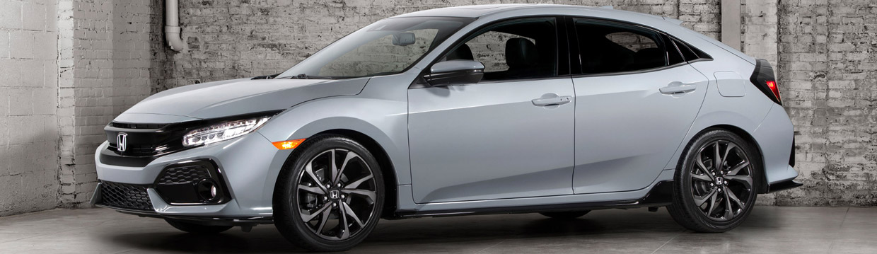 2017 Honda Civic Hatchback side view