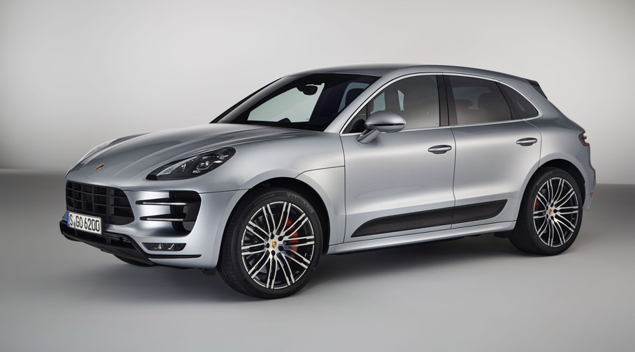 2016 Porsche Macan Turbo Performance Package