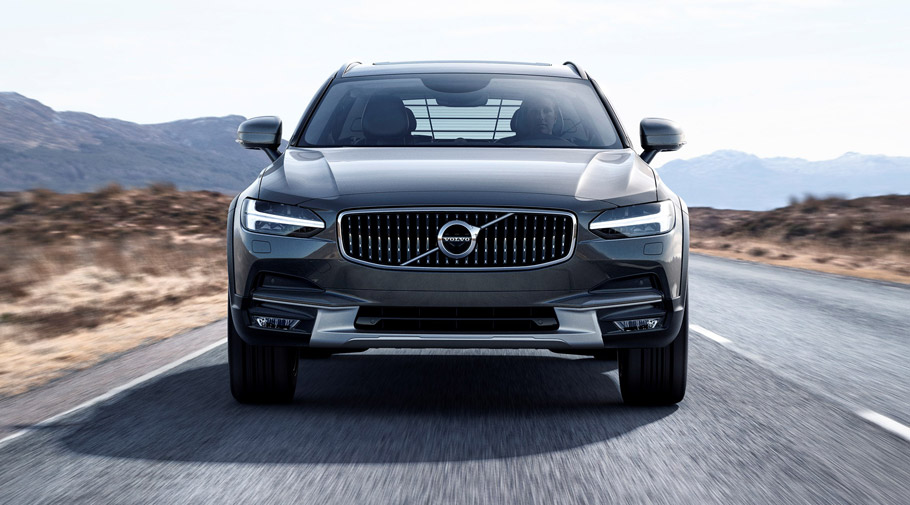 2016 Volvo V90 Cross Country