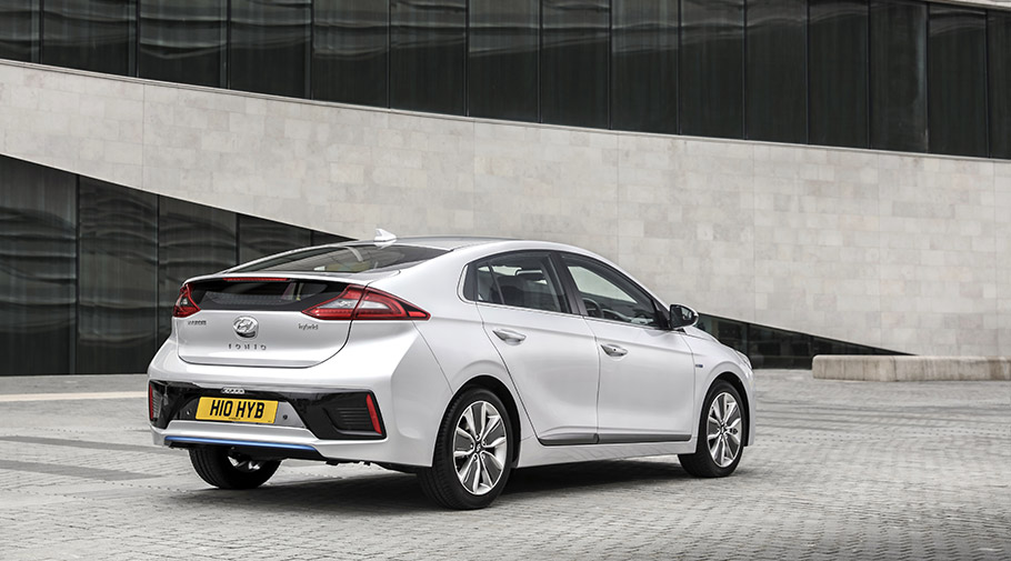 2017 Hyundai IONIQ Hybrid