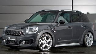 B&B team shows off with a monstrous MINI Cooper! Check it out!