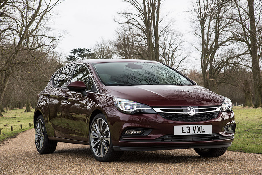 2018-Vauxhall-Astra-Ultimate-910