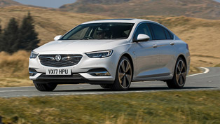 Vauxhall team reveal new engine for the flagship Insignia lineup 