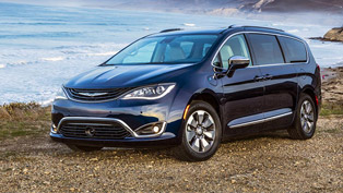 Chrysler receives prestigious award for its all-electric Pacifica van 