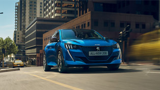 PEUGEOT team reveals new 208 and e-208 machines at CarFest events! 