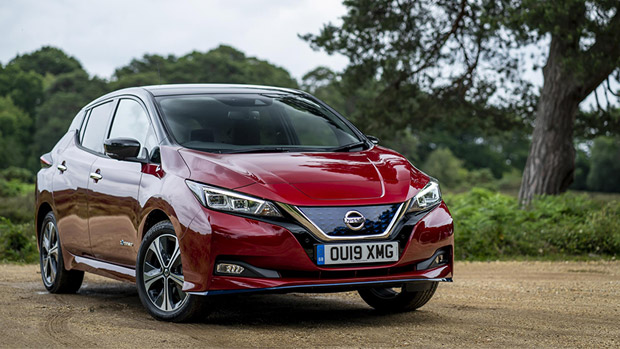 Nissan LEAF e+ receives two prestigious awards from Pocket-lint!