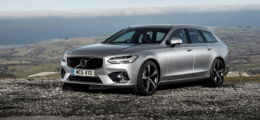 2019-Volvo-V90-910