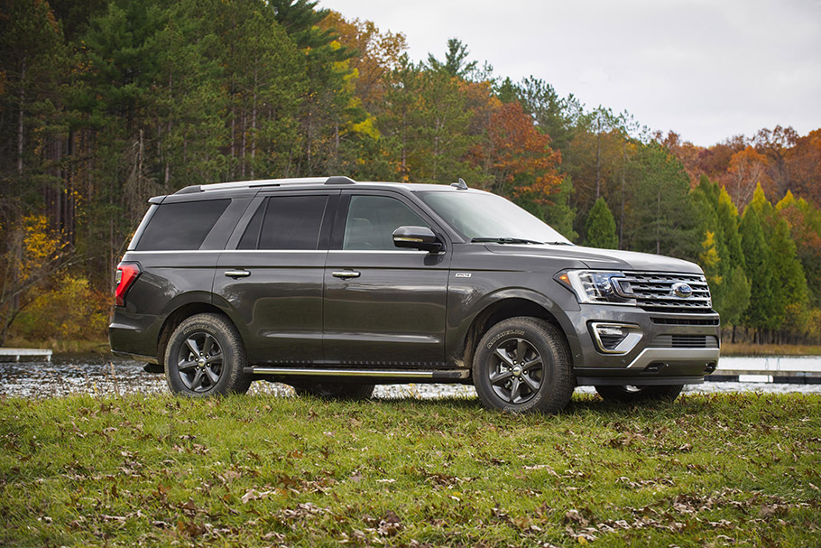 2020 Ford Expedition FX4 