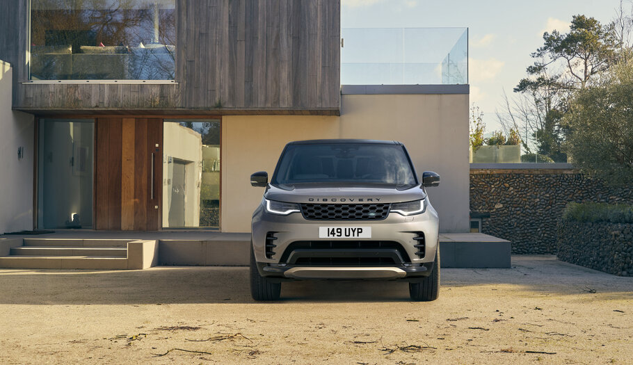 2021 Land Rover Discovery1
