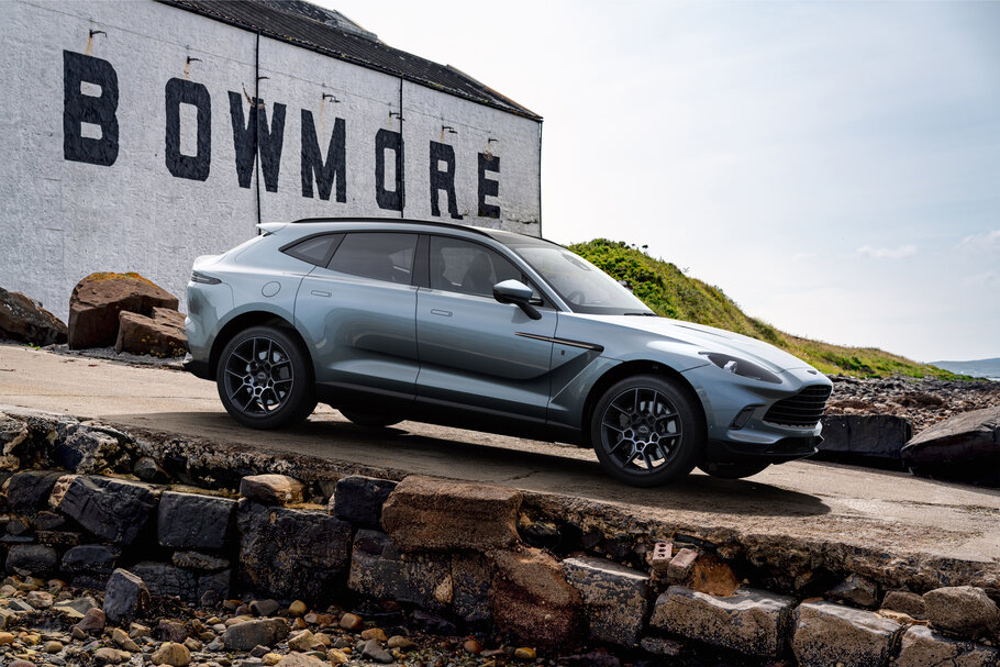 2021 Aston Martin DBX1