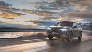 BMW iX