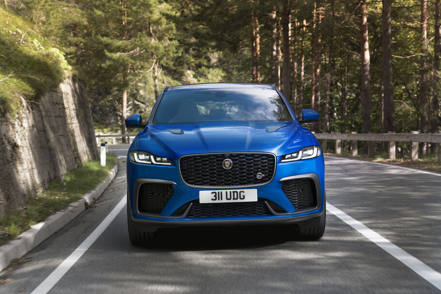 2021 Jaguar F-PACE SVR1