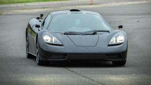 Gordon Murray team makes the first road test of the new T.50 supercar 