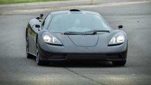 Gordon Murray team makes the first road test of the new T.50 supercar