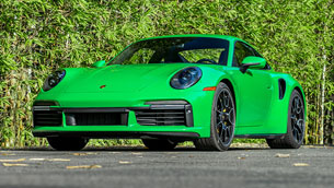 Porsche 911 TURBO is the winner at the 2021 World Performance Cars event 