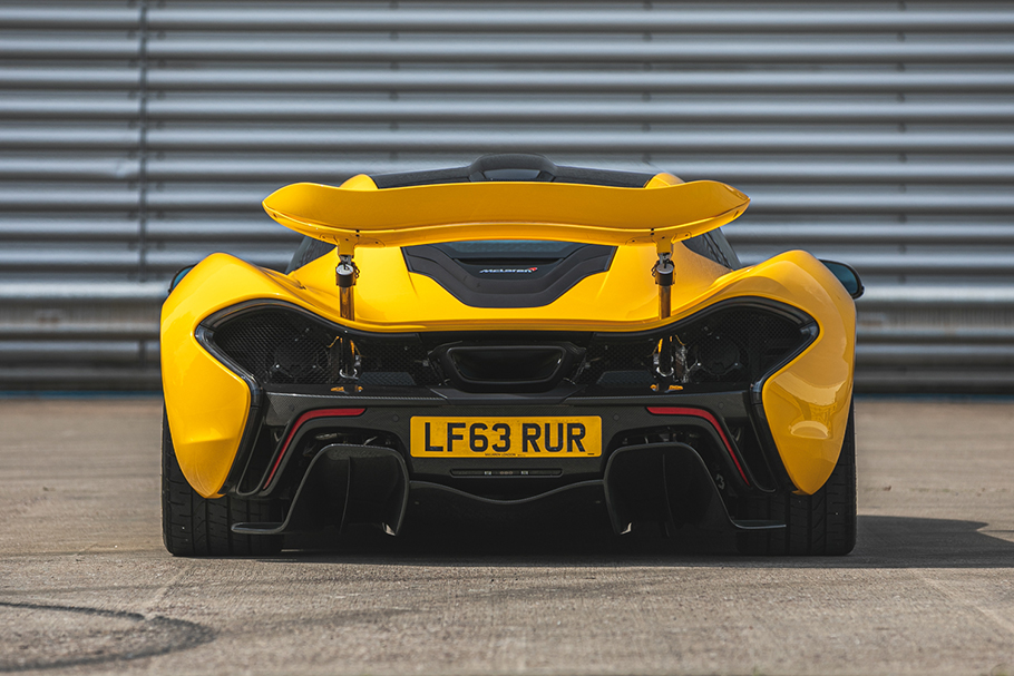 2013 McLaren P1