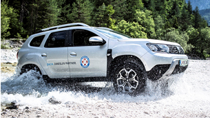 dacia duster ensures advanced mountain rescue support