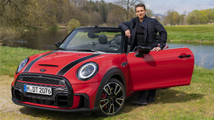 mini presents the variants of the new convertible lineup