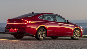 hyundai vehicles take several awards at the good housekeeping's best new family cars event