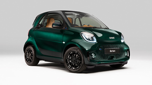 Check out this neat Smart fortwo with some neat BRABUS enhancements 