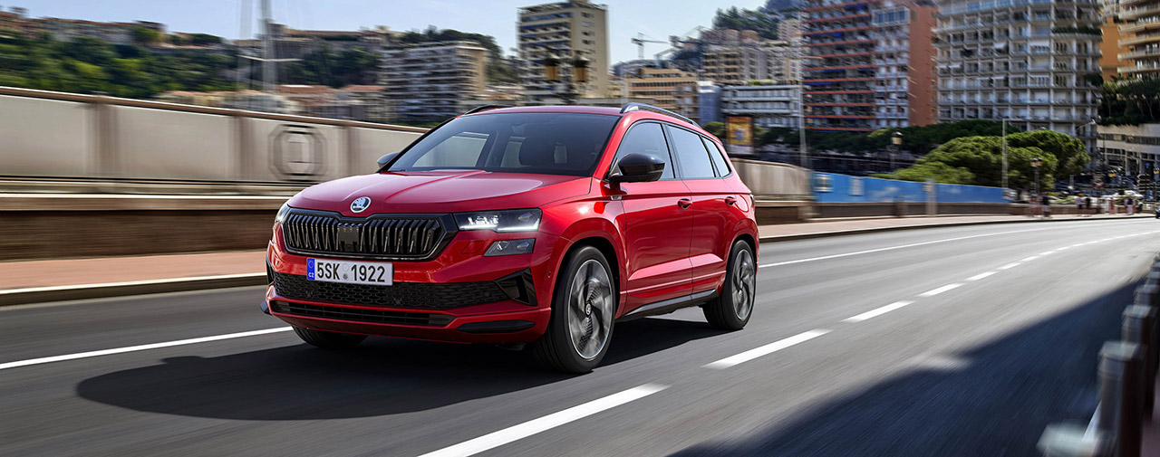 2022 Skoda Karoq Sportline Front Angle