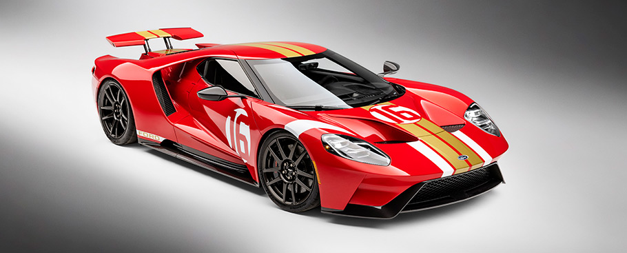 Ford GT Alan Mann Heritage Edition (2022) - Front Angle View