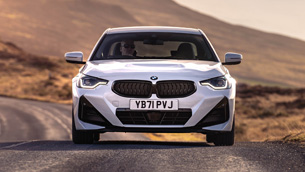  BMW 2 Series Coupe [UK]
