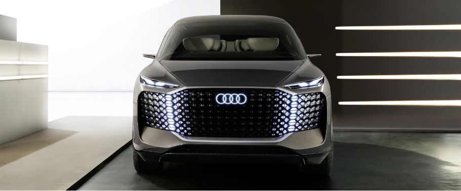 2022 Audi Urbansphere Concept - front view